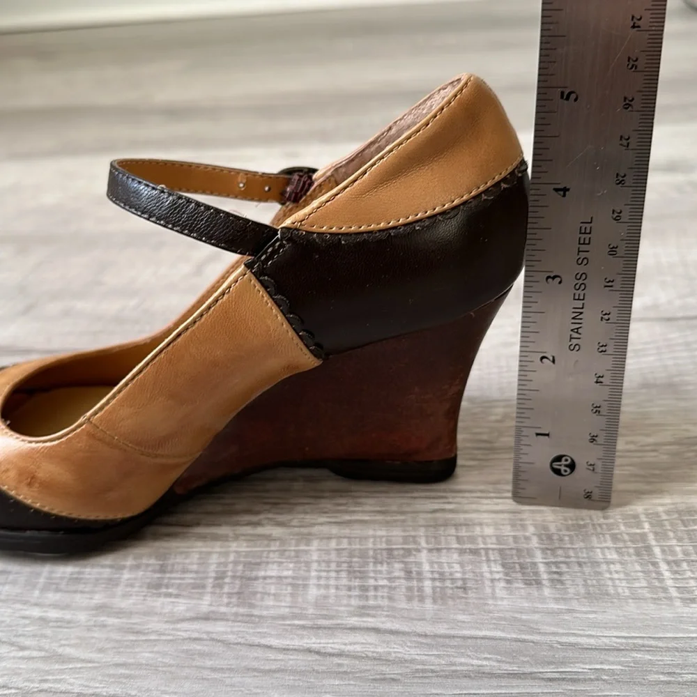 Vintage Style Kenneth Cole Reaction Wedge Heels - Picture 10 of 10